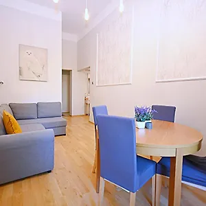  Apartament Bezowo-niebieski 3city W Sopocie Z Parkingiem By Renters Polska